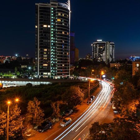 1 Bedroom Apart Near Metro Pecherska Киев Экстерьер фото