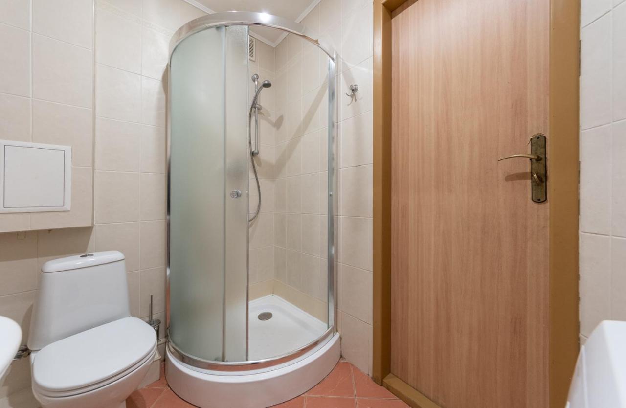 1 Bedroom Apart Near Metro Pecherska Киев Экстерьер фото